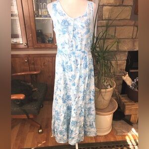 VICTORIA HILL SIZE 14 BLUE FLORAL SLEEVELESS DRESS WITH EMBROIDERED TRIM EUC